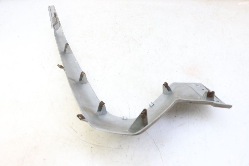 photo de BAJO CARENADO IZQUIERDA YAMAHA X-MAX XMAX 250 (2006 - 2009)