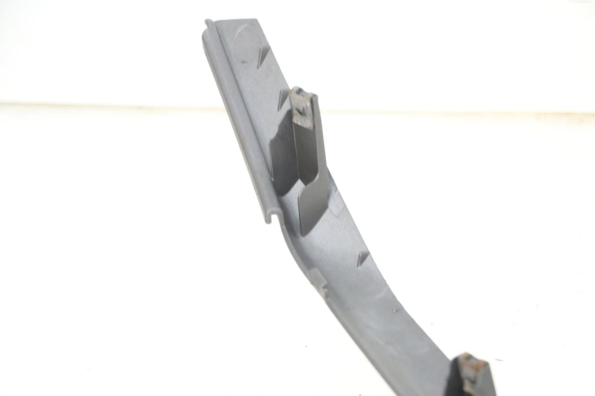 photo de FALDóN IZQUIERDO YAMAHA XMAX X-MAX 125 (2006 - 2009) - Zoom estado de uso