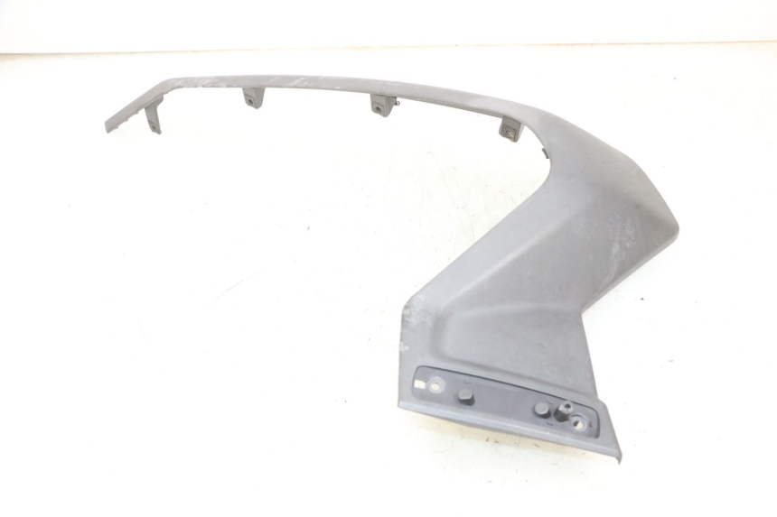 photo de FALDóN IZQUIERDO YAMAHA XMAX X-MAX 125 (2006 - 2009) - Primer plano técnico