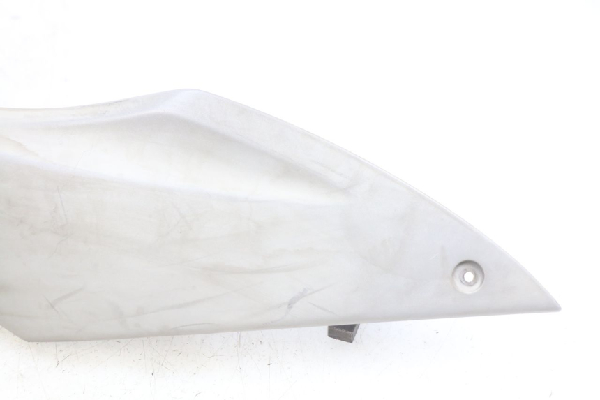 photo de BAJO DE CAJA IZQUIERDA YAMAHA HW XENTER 125 (2011 - 2017)