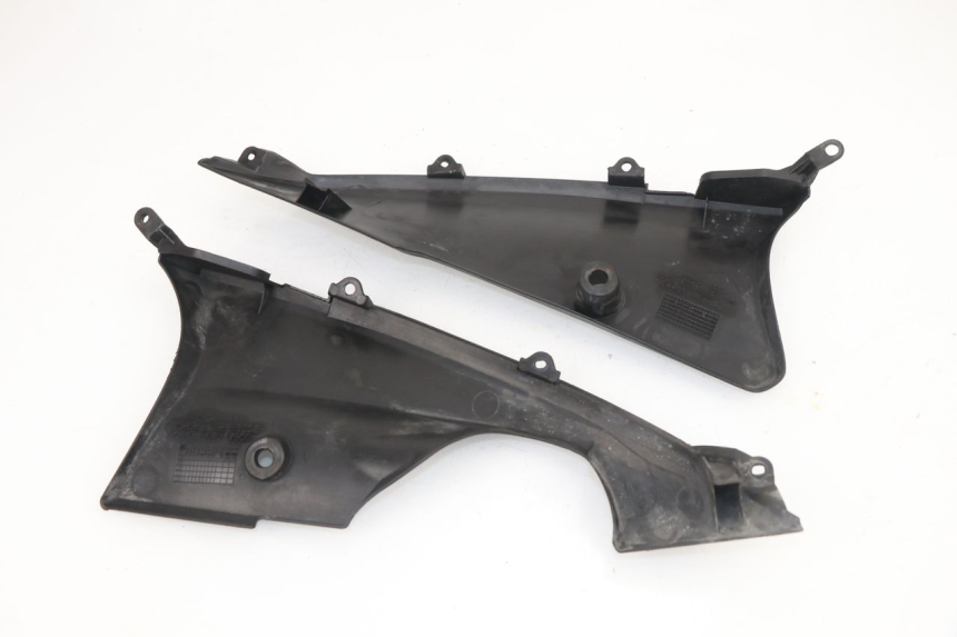 photo de BAJO DE CHASIS HONDA FES S-WING SWING ABS 125 (2007 - 2015)