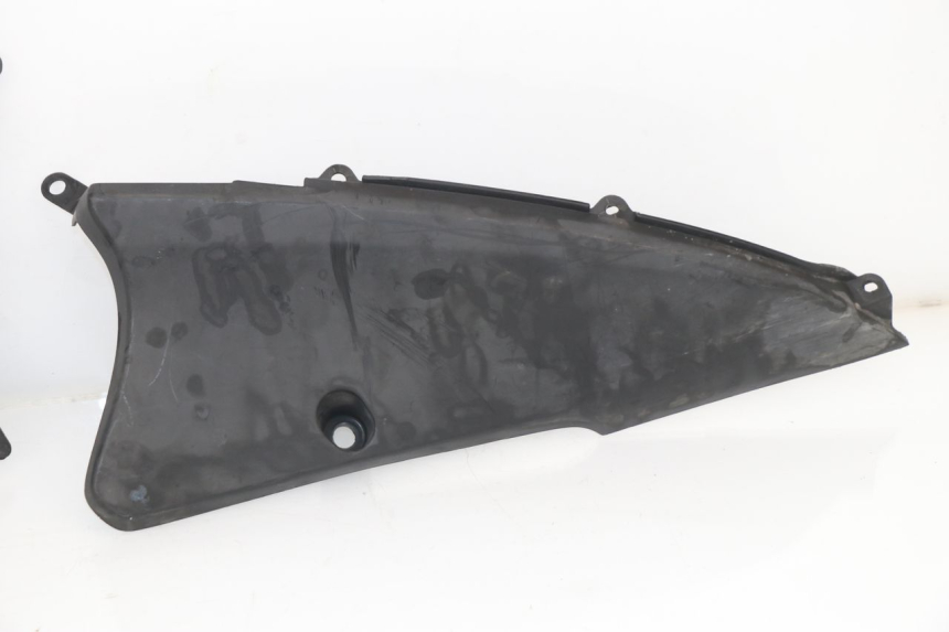 photo de BAJO DE CHASIS HONDA FES S-WING SWING ABS 125 (2007 - 2015)