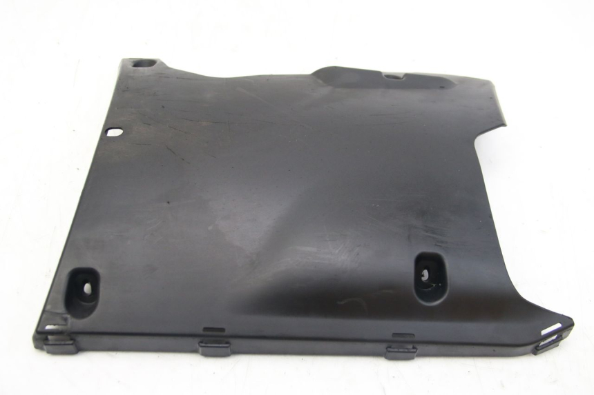 photo de BAJO DEL CHASIS PEUGEOT KISBEE 2T 50 (2018 - 2022)
