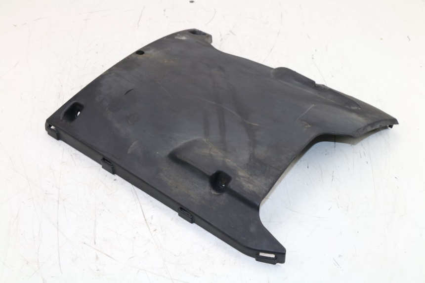 photo de BAJO CARENADO PEUGEOT KISBEE 4T 50 (2010 - 2017)