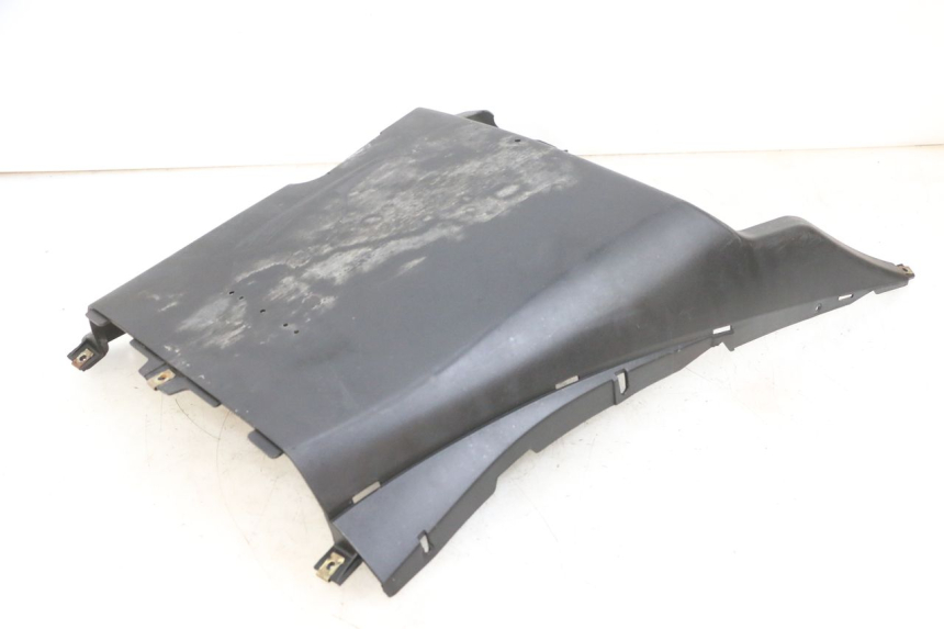 photo de BAJO CARENADO EFUN PUSA 1 - Estado de la superficie y material