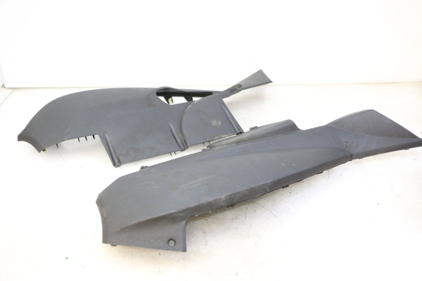 photo de BAJO CARENADO PEUGEOT SATELIS 125 (2013 - 2018)