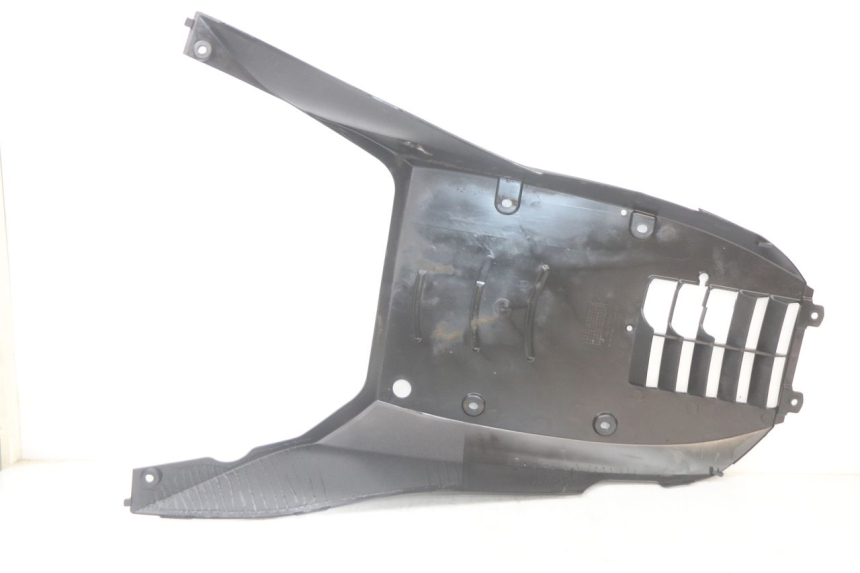 photo de BAJO CARENADO SUZUKI BURGMAN 125 (2018 - 2021)