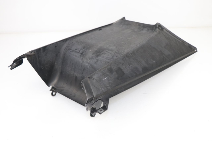 photo de BAJO CARENADO YAMAHA YP MAJESTY 400 (2004 - 2008)