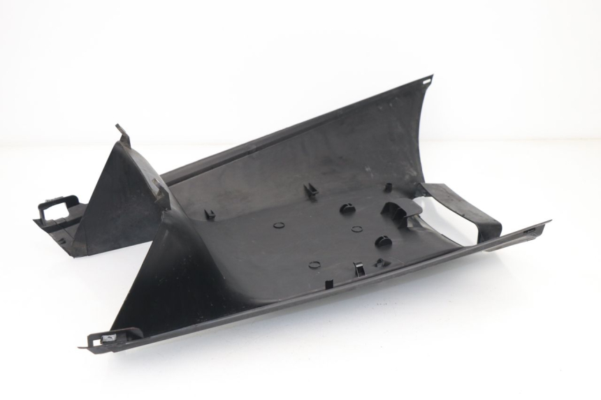 photo de BAJO CARENADO YAMAHA YP MAJESTY 400 (2004 - 2008)
