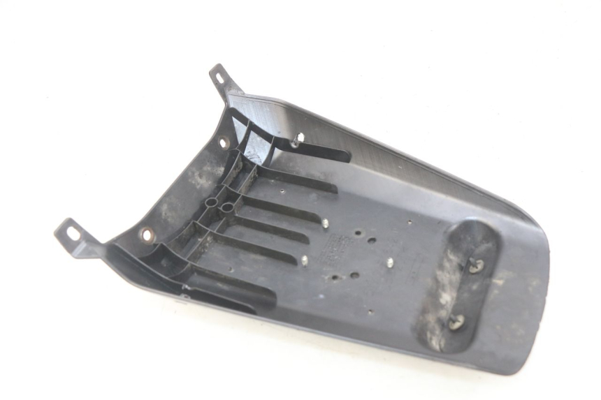 photo de ALETA TRASERA MBK BOOSTER SPIRIT NAKED 50 (2004 - 2017)