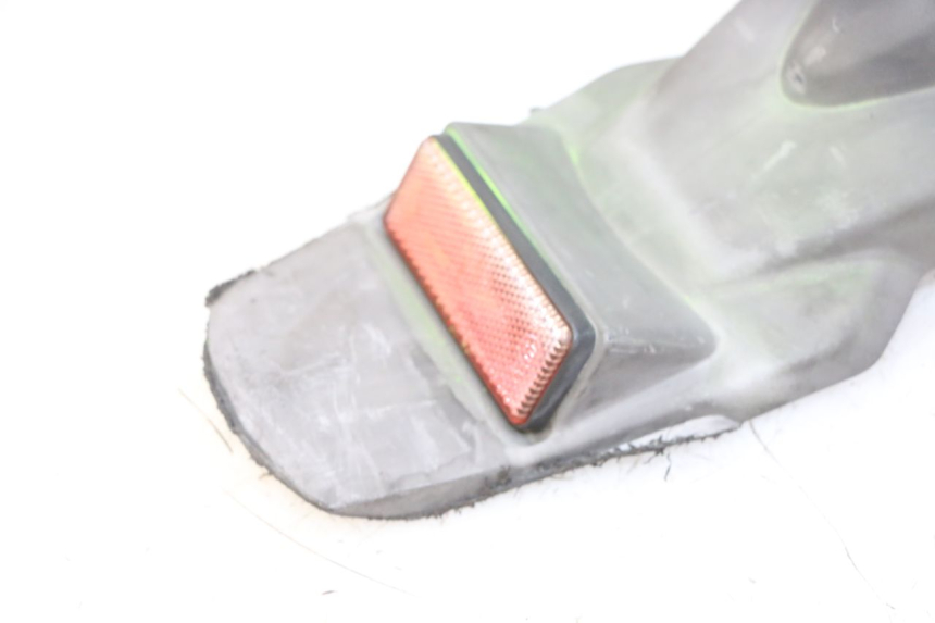 photo de ALETA TRASERA HONDA CBF 125 (2009 - 2015)