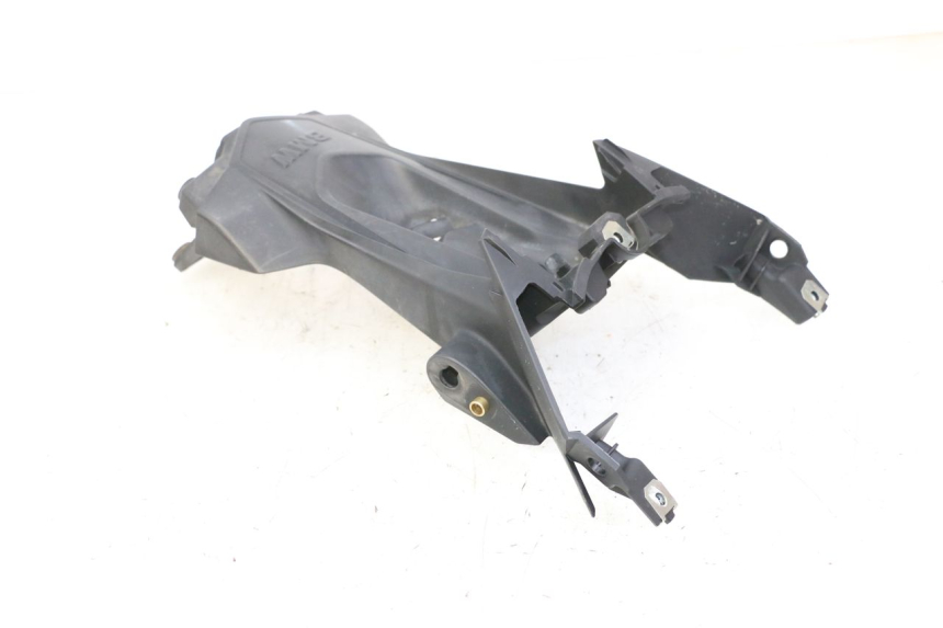 photo de ALETA TRASERA BMW G310 R 310 (2016 - 2020)