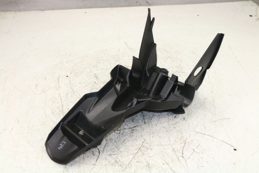 photo de ALETA TRASERA HONDA CBF 125 (2009 - 2015)