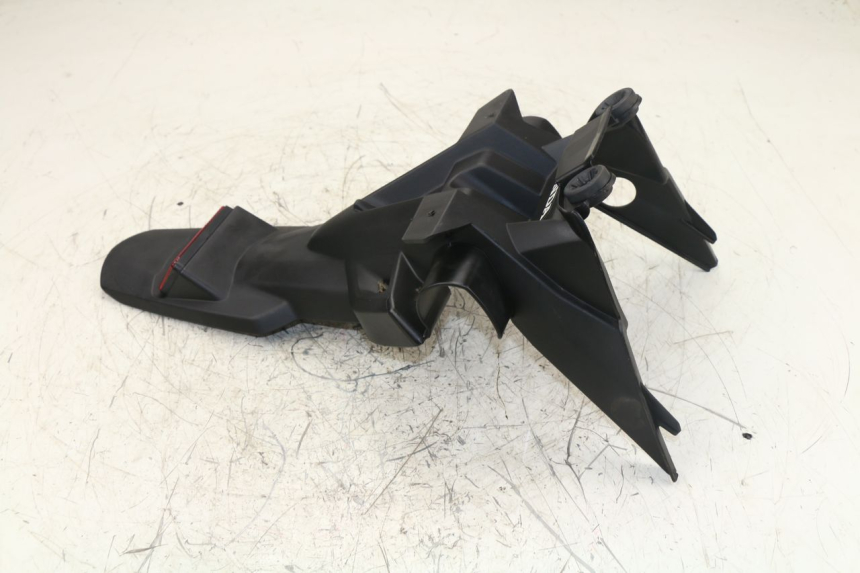 photo de ALETA TRASERA HONDA CBF 125 (2009 - 2015)