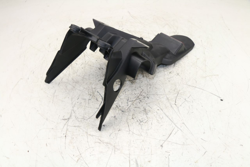 photo de ALETA TRASERA HONDA CBF 125 (2009 - 2015)