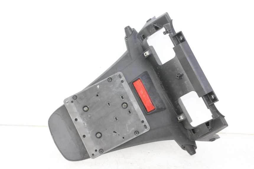 photo de ALETA TRASERA PIAGGIO MP3 500 (2014 - 2016)