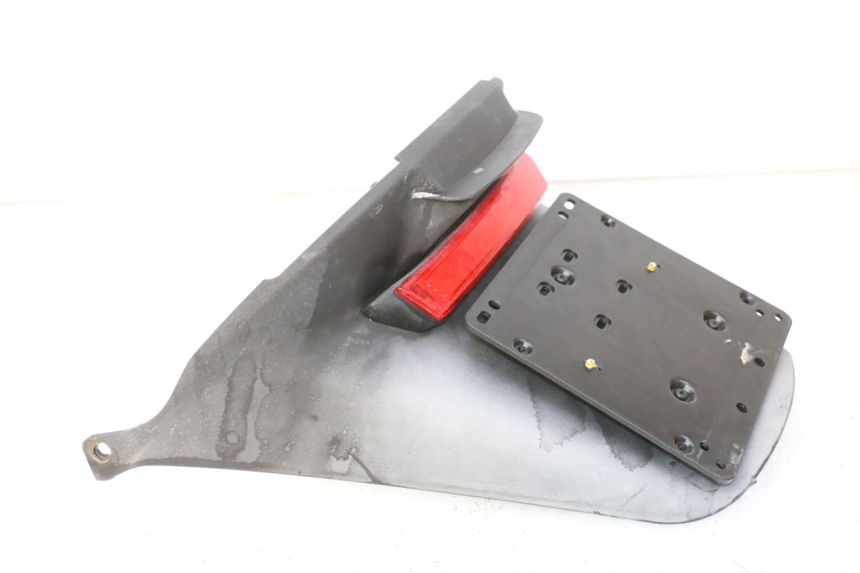 photo de ALETA TRASERA PIAGGIO MP3 RL 250 (2007 - 2010)