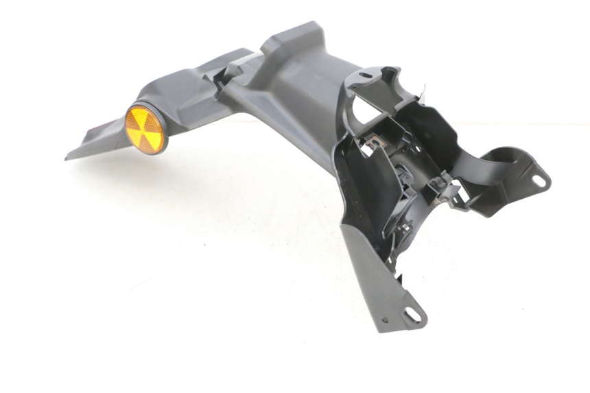 photo de ALETA TRASERA YAMAHA NEO'S CORE 1 (2022 - 2026) - Otra perspectiva