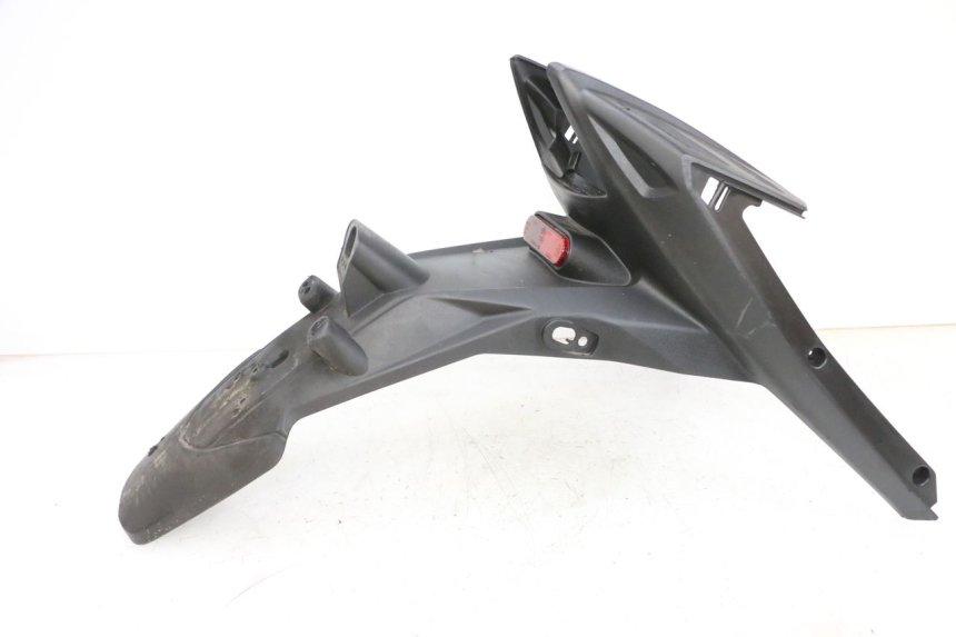 photo de ALETA TRASERA PIAGGIO NEW TYPHOON 50 (2018 - 2021) - Primer plano técnico