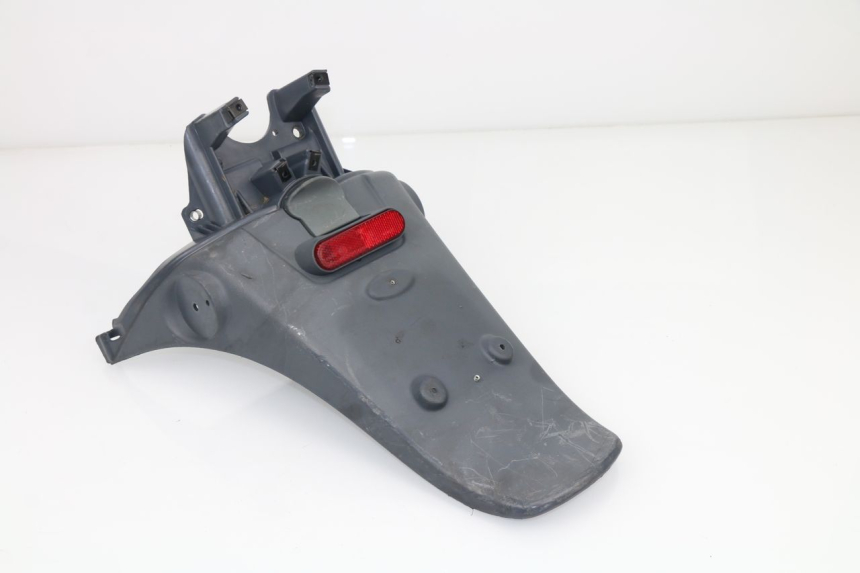 photo de ALETA TRASERA PIAGGIO FLY 4T 50 (2004 - 2010)