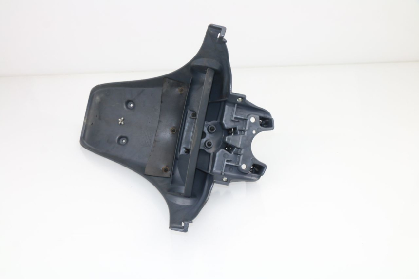 photo de ALETA TRASERA PIAGGIO FLY 4T 50 (2004 - 2010)