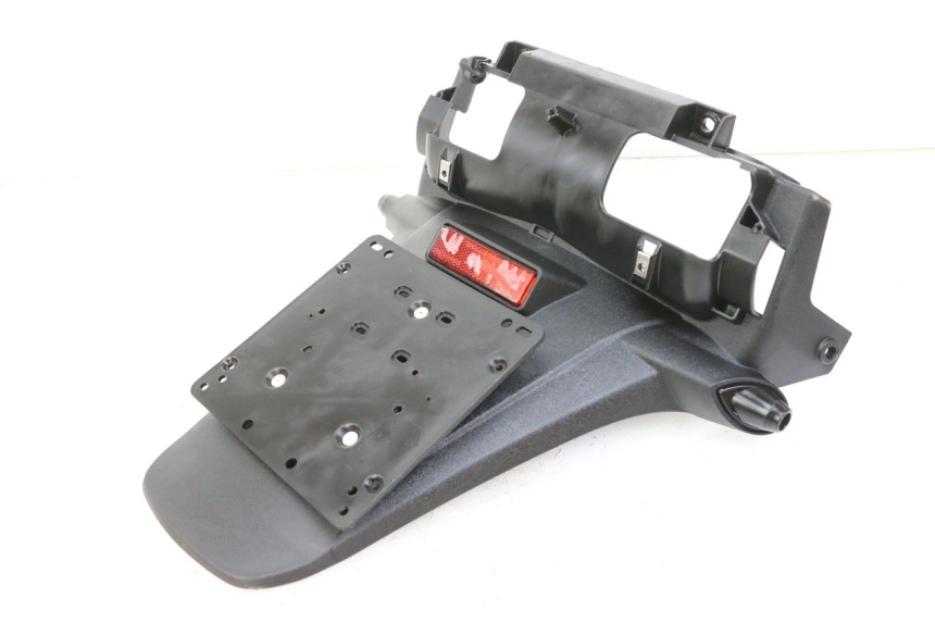 photo de ALETA TRASERA PIAGGIO MP3 500 (2014 - 2016)