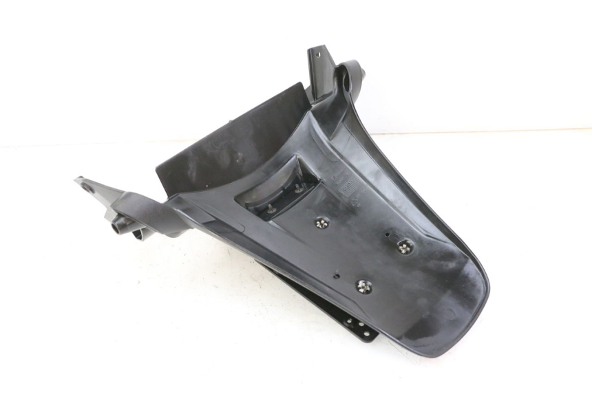 photo de ALETA TRASERA PIAGGIO MP3 500 (2014 - 2016)
