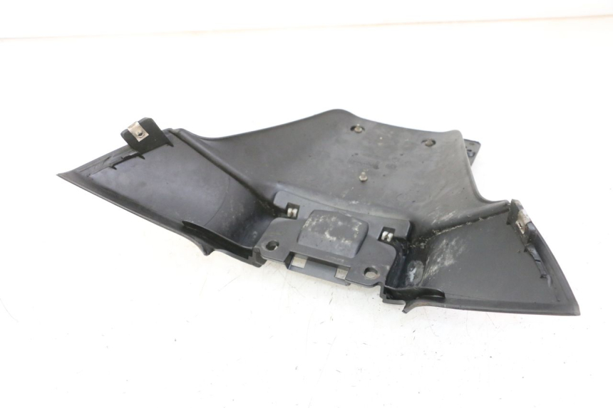 photo de ALETA TRASERA PIAGGIO VESPA GRANTURISMO 200 (2004 - 2005)