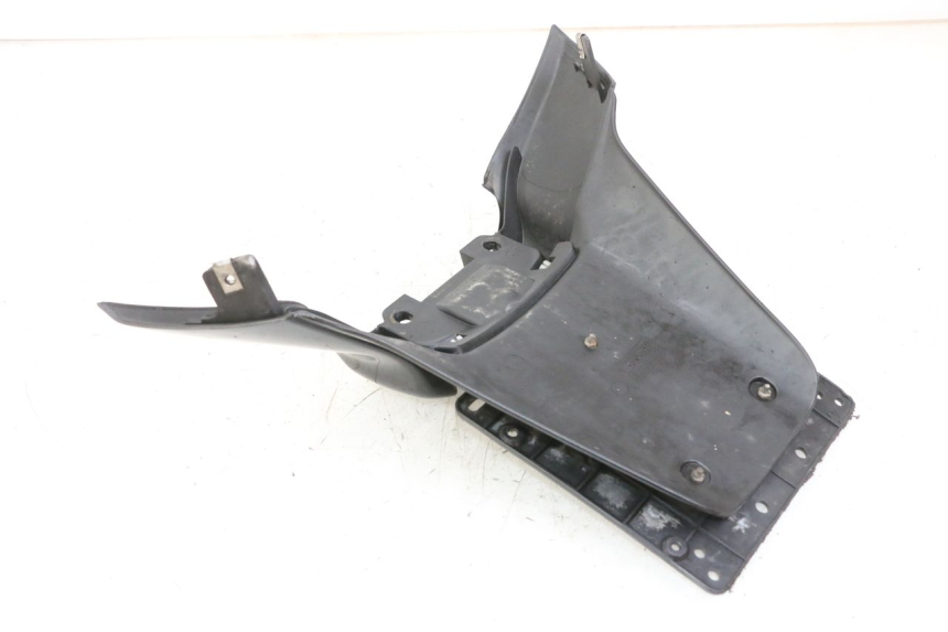 photo de ALETA TRASERA PIAGGIO VESPA GRANTURISMO 200 (2004 - 2005)