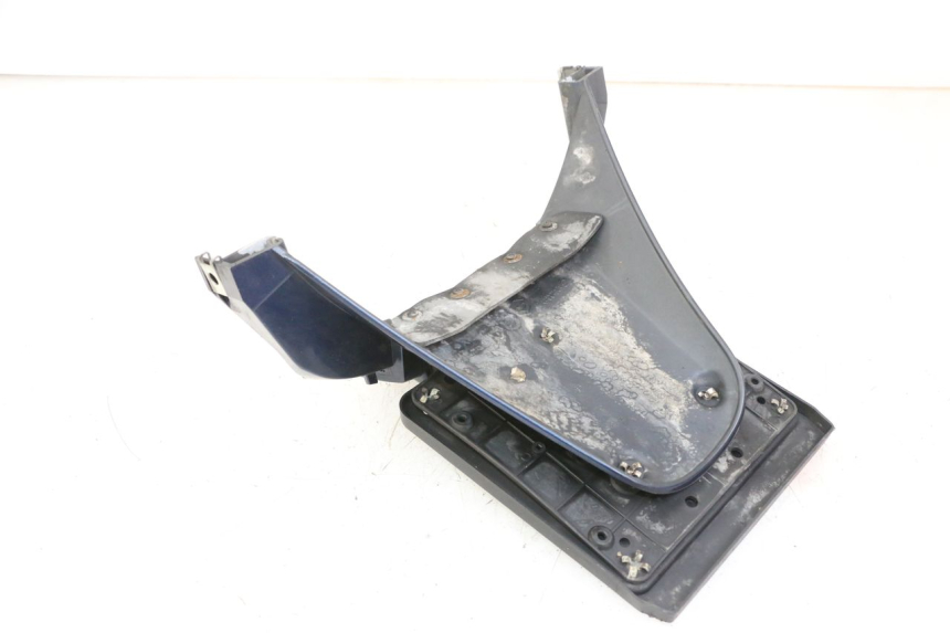 photo de ALETA TRASERA PIAGGIO VESPA LX 150 (2005 - 2013)