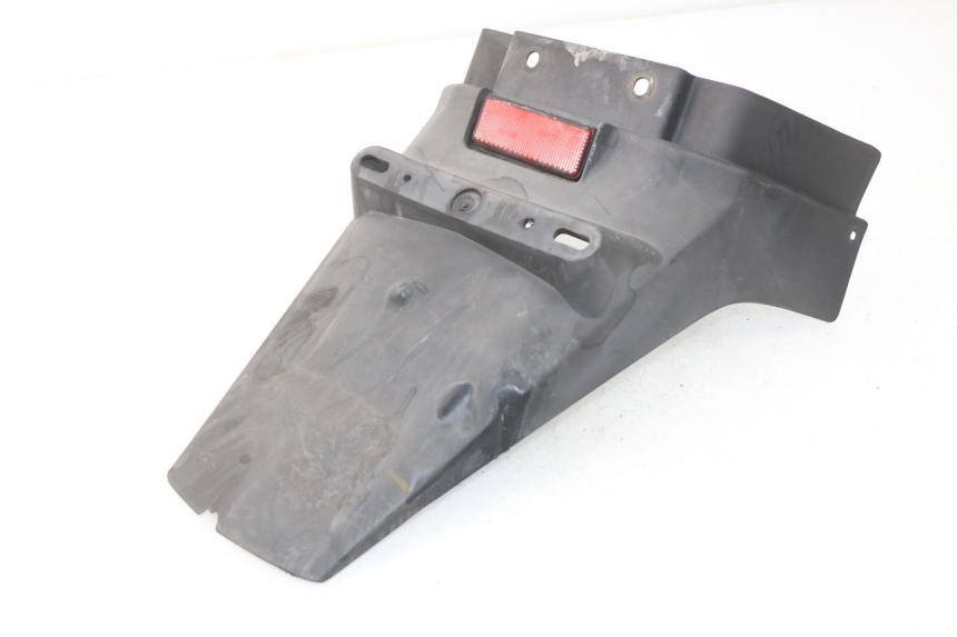 photo de GUARDABARROS TRASERO HONDA SCV LEAD 100 (2003 - 2007)