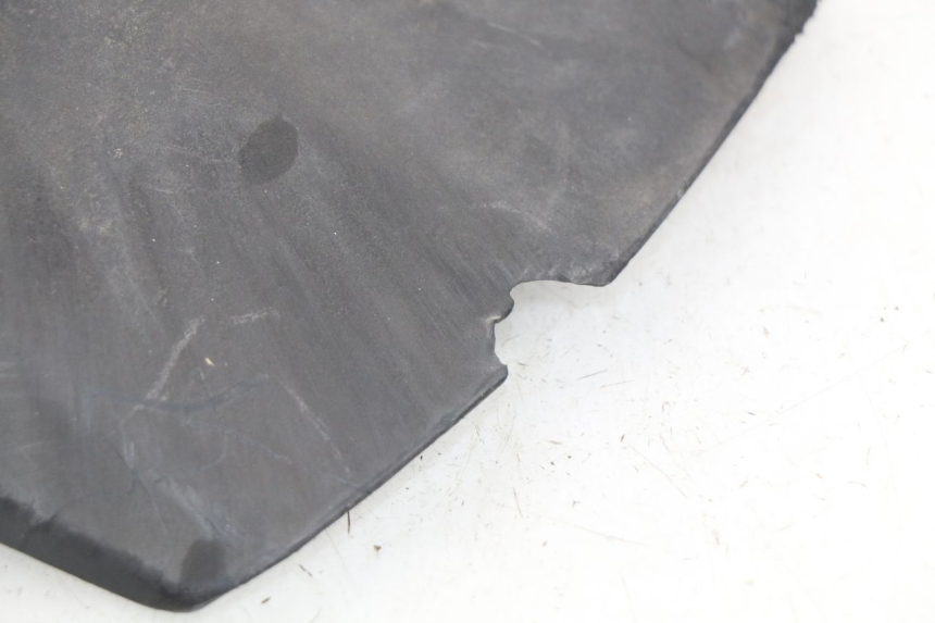 photo de GUARDABARROS TRASERO HONDA SCV LEAD 100 (2003 - 2007)