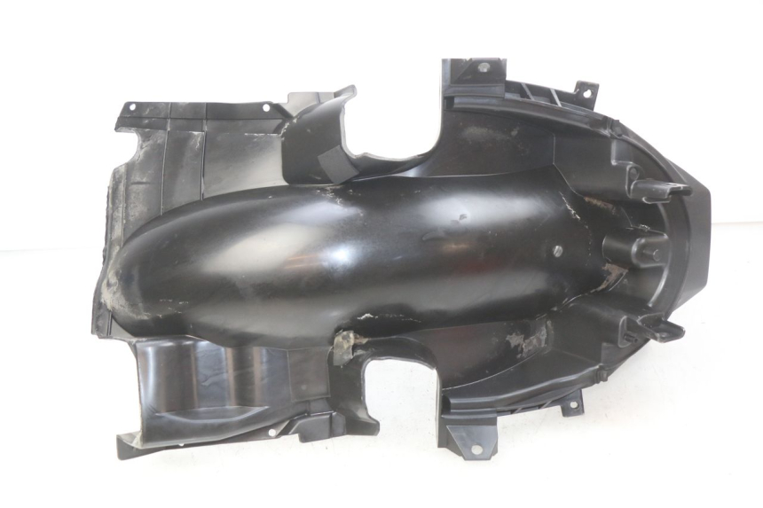 photo de GUARDABARROS TRASERO SUZUKI SIXTEEN 125 (2008 - 2010)