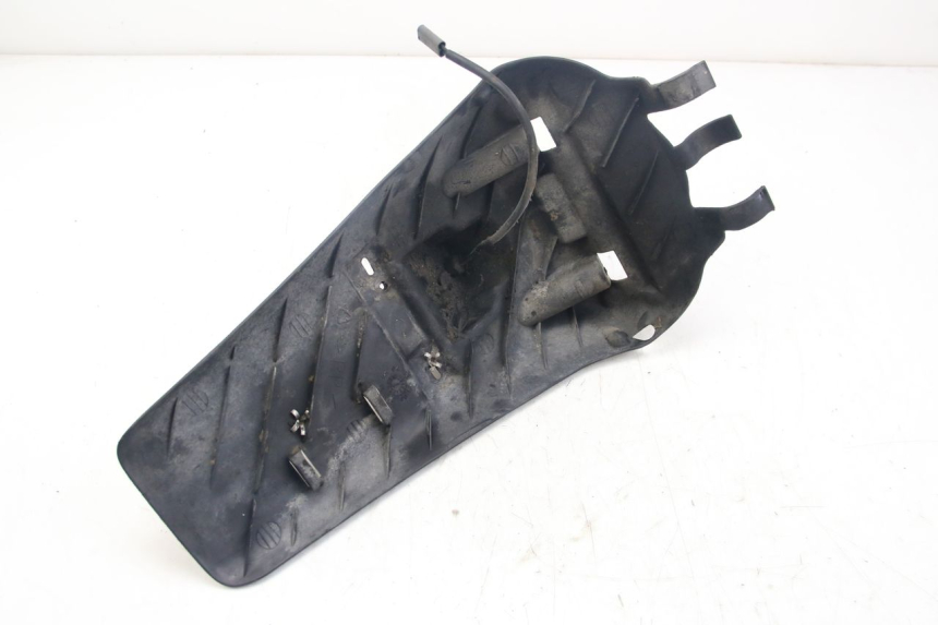 photo de GUARDABARROS TRASERO MBK SKYLINER 125 (1998 - 2001)