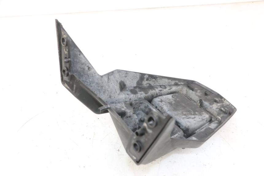 photo de ALETA TRASERA PEUGEOT SPEEDFIGHT 4 4T EFI 50 (2021 - 2025) - Detalle de la pieza