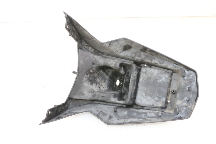 photo de ALETA TRASERA PEUGEOT SPEEDFIGHT 4 4T EFI 50 (2021 - 2025) - Otra perspectiva