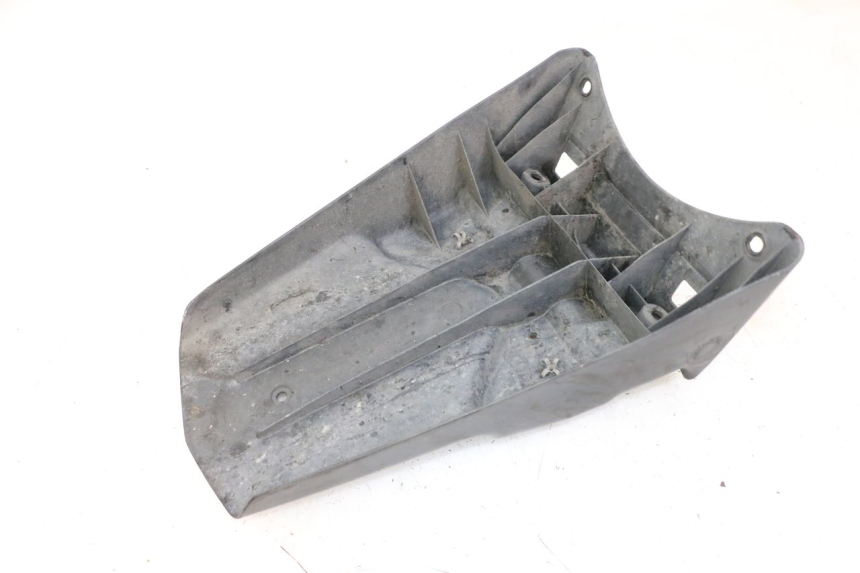photo de ALETA TRASERA HONDA ST PAN EUROPEAN 1300 (2002 - 2013)