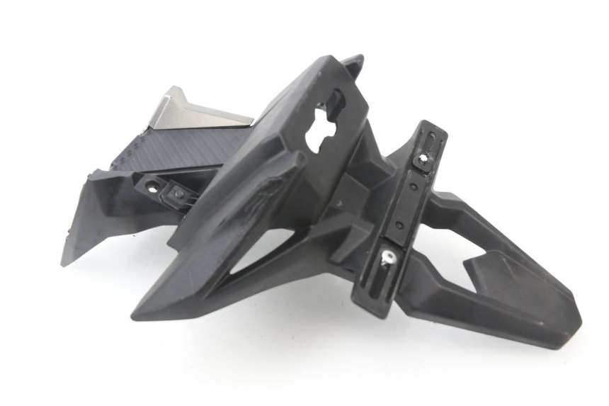 photo de ALETA TRASERA SUZUKI GSX-R GSXR 600 (2008 - 2010)