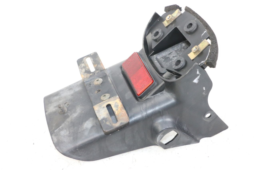 photo de ALETA TRASERA SUZUKI GZ MARAUDER 125 (1998 - 2004)