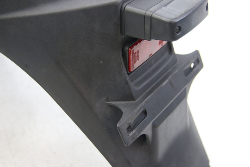 photo de GUARDABARROS TRASERO SUZUKI SIXTEEN 125 (2008 - 2010)