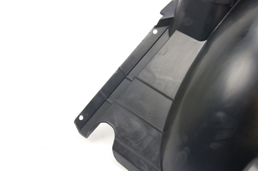 photo de GUARDABARROS TRASERO SUZUKI SIXTEEN 125 (2008 - 2010)