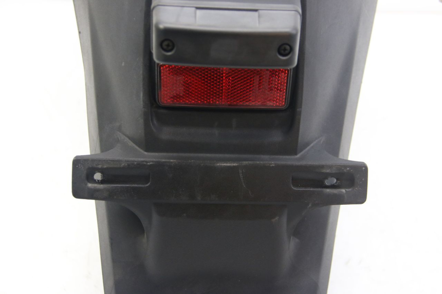 photo de GUARDABARROS TRASERO SUZUKI SIXTEEN 125 (2008 - 2010)