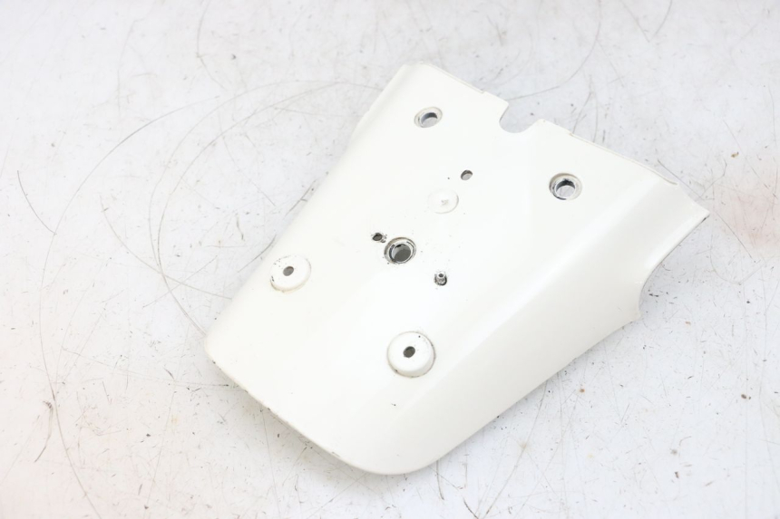 photo de ALETA TRASERA PIAGGIO VESPA GTS SUPER IE 125 (2009 - 2016) - Detalles de los puntos de fijación