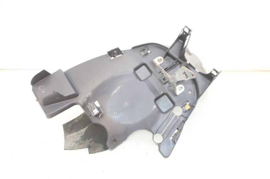 photo de ALETA TRASERA PEUGEOT VIVACITY 100 (1999 - 2008) - Otra vista del artículo