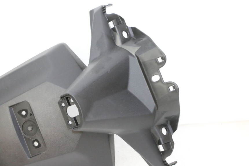 photo de ALETA TRASERA YAMAHA XMAX X-MAX 125 (2021 - 2025)