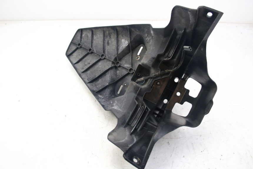 photo de GUARDABARROS TRASERO YAMAHA XMAX X-MAX 125 (2006 - 2009)