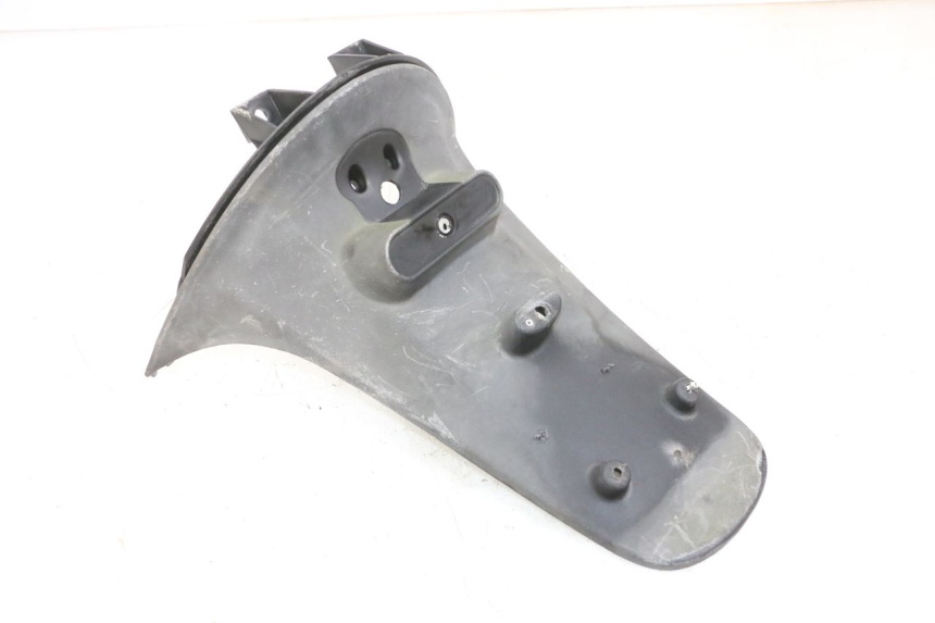 photo de GUARDABARROS TRASERO PIAGGIO ZIP 4T 50 (2018 - 2020) - Primer plano técnico