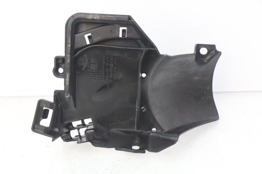 photo de ALETA HONDA PCX (JF57/JF64) 125 (2014 - 2018)