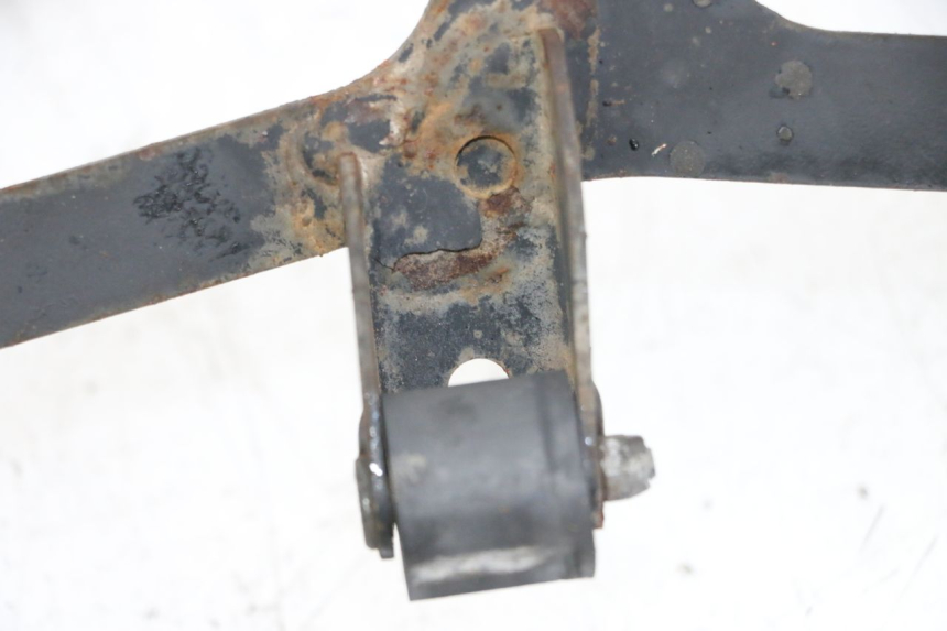 photo de PATA CENTRAL. YAMAHA X-MAX XMAX 125 (2010 - 2013) - Detalle de la pieza