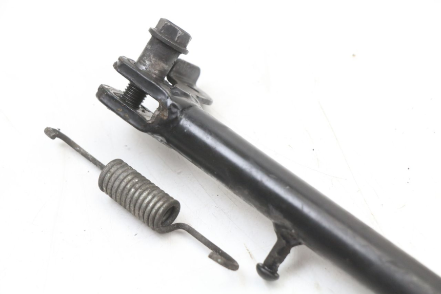 photo de PATA LATERAL SUZUKI BURGMAN 125 (2007 - 2014)
